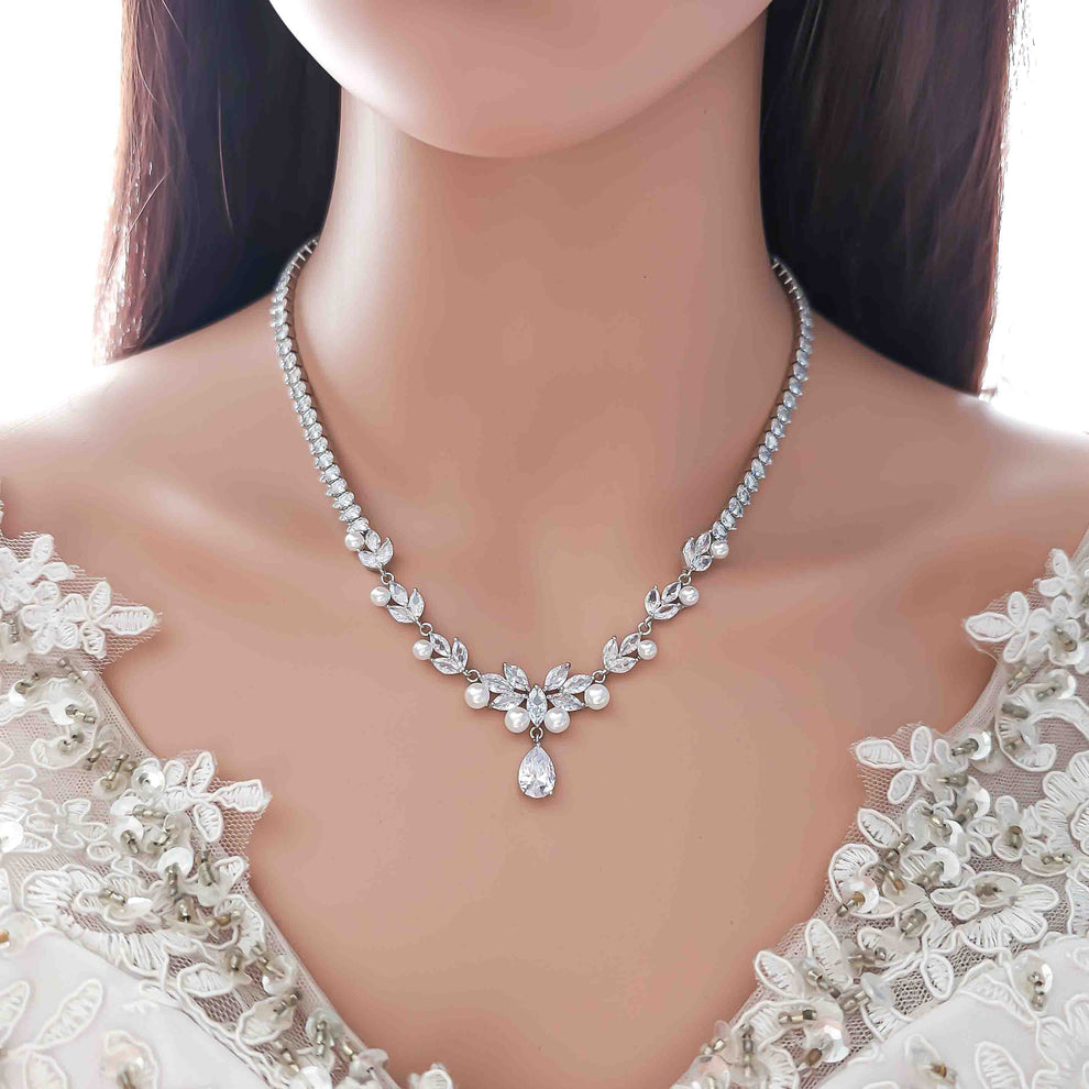 Best Necklace for Deep V-Neck Dresses